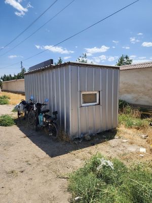 Tayyor yasatilgan budka sotiladi razmeri 5ga 3 zur yasalgan
