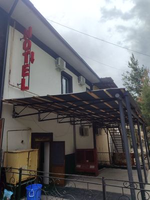 360 м2 около Фархадского базара с арендатором