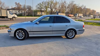 Продается BMW e39 520i в хорошем состоянии