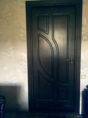Продается дверь в полном комплекте
