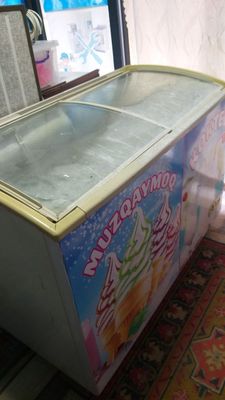 Продаю холодильник