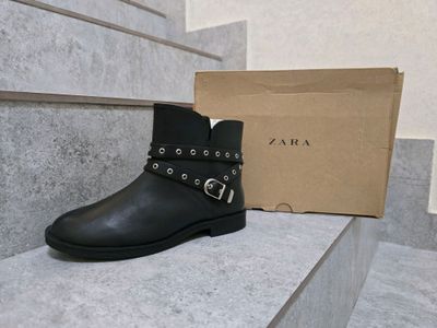 Продам осенние сапожки для девочки ZARA, 34 размер
