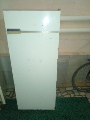 Холодильник продается
