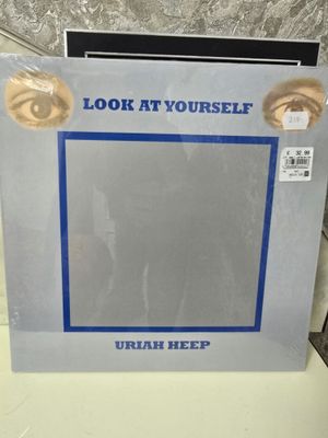 Продается виниловая пластинка URIAH HEEP-Look At Yourself
