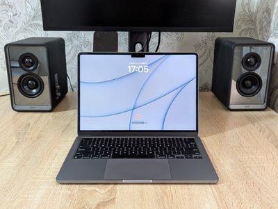 Apple Macbook Air M2 2022