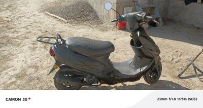 Skuter JEYRAN 100 km ga 2 litr 80 kubali