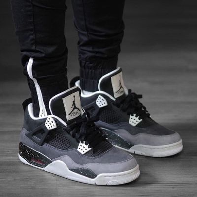 NIKE Air JORDAN