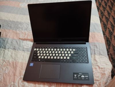 Acer aspire 3. 4 GB