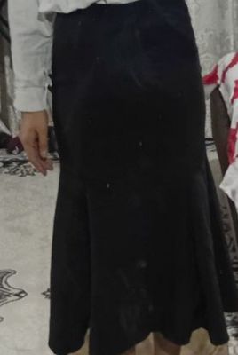 Ribka stildagi yubka sotiladi