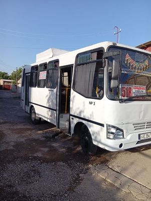 Isuzu avtobusi sotiladi