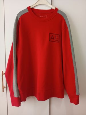 American Eagle толстовка, плотная. Удобна в носке.