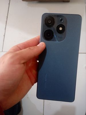 Tecno Spark 10 pro 8/128. Toshkent órta Chirchiq. Holati yaxshi