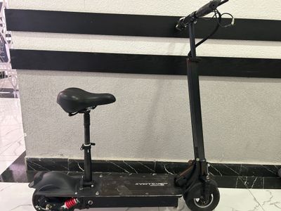Skuter skilmax elektron samakat
