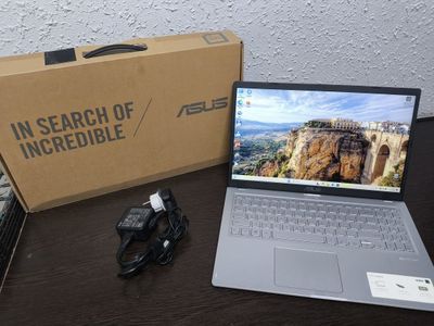 Asus Vivobook (i3 10110U/8Gb/256Gb)