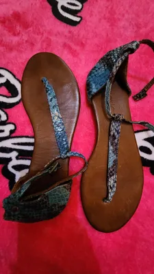 Босоножки 39 рр натуральная кожа Турция состояние отличное