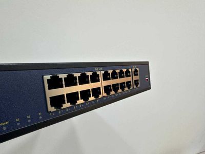 Коммутатор PoE Switch AI 16+2 F162G