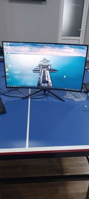 Monitor zifler 75Hz 27 curved Sostoyaniya yaxshi 4-5 oy ishlatilgan K