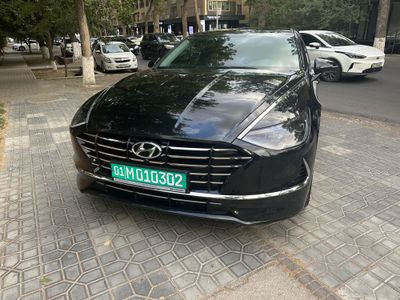 Продаю машину отличной состояние Hyundai Sonata