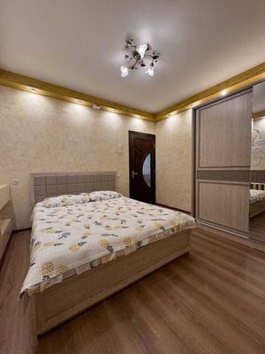 Сдам 2-ком квартиру рядом с метро Космонавтов | ЦУМ | 110 Школа