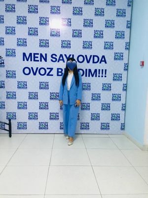 Qizlar uchun kastyum shim