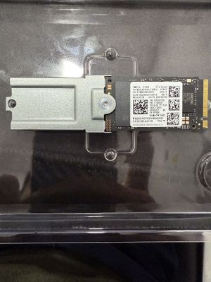 Samsung SSD PM9C1a Gen4 512Gb