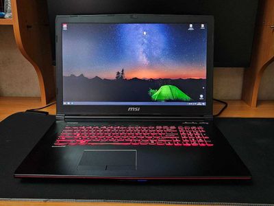 O‘yin noutbuki sotiladi / Игровой ноутбук MSI GE72