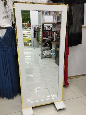 Зеркало для магазина Одежды