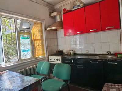 Talabalar uchun kvartira ijara 4 kishi