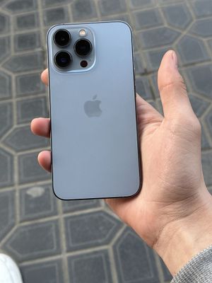 iPhone 13 Pro holati zur