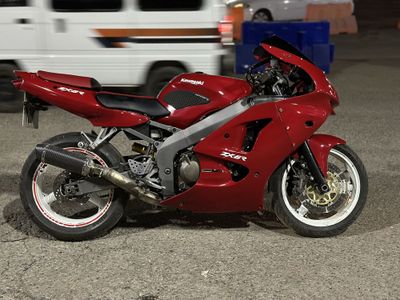 Продам KAWASAKI ZX6R с документами