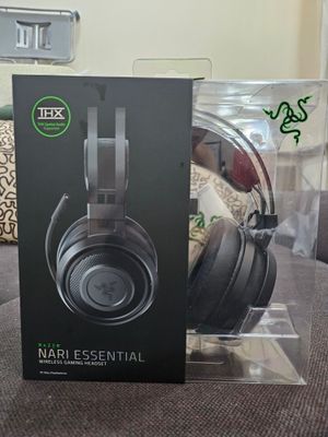 Наушники Razer Nari Essential, среднее состояние