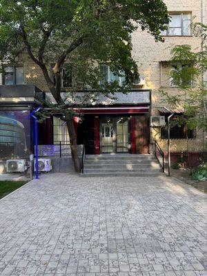 Продам нежилое помещение 80м2, ор-р: Гидрометцентр