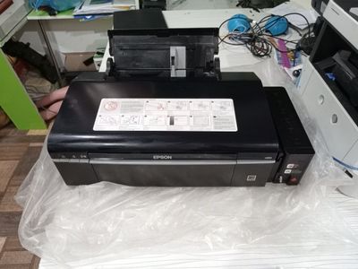 Epson L800 sotiladi