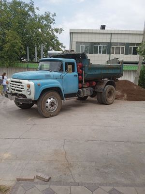 Zil sotiladi samasval