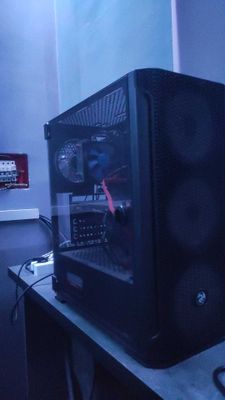 Kompyuterlar Game club uchun