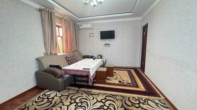Текистел БУРЖ Аптекаси 2 хонали квартира сотилади. ID: 1175