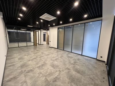Аренда под офис недалеко от метро Алайский, Шедевр Корзинка 175м2 20$