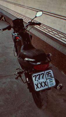 Мотоциклы Лифан ЗиД 200куб