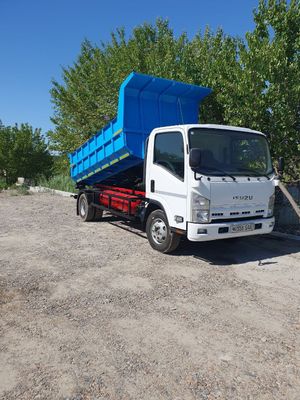 Isuzu samosval 2013 yil