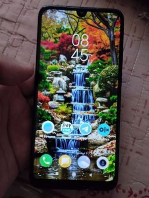Продаю телефон Redmi 7 3/32гб.