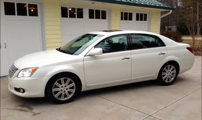 Tayota avalon 3.5 L V6 matori karobkasi bilan sotiladi