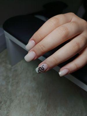 Маникюр по хорошему прайсу