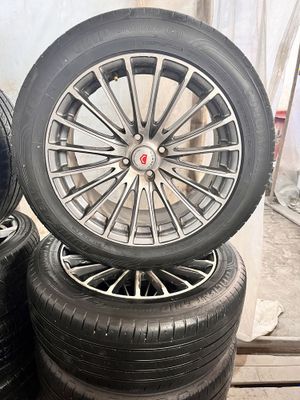 17 lik vossen xolati zor balonlaram zor