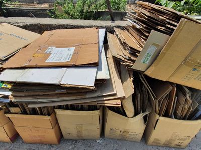 Lo'mbozga karton korobka sotamiz ,saralangan sifatli b/u .