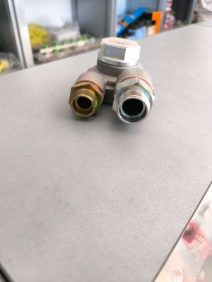 посадочное место топливного фильтра yuf-D109