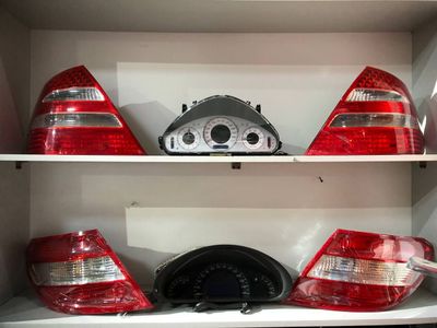 Mercdes-Benz stop fara