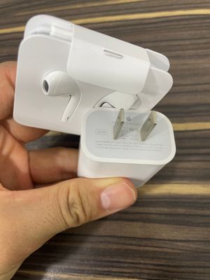 iPhone apple zaryadka adapter 20w original