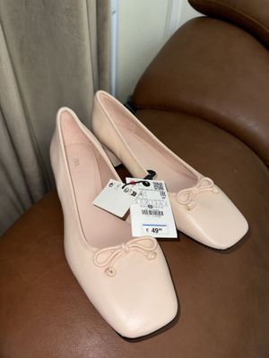 Zara балетки новые
