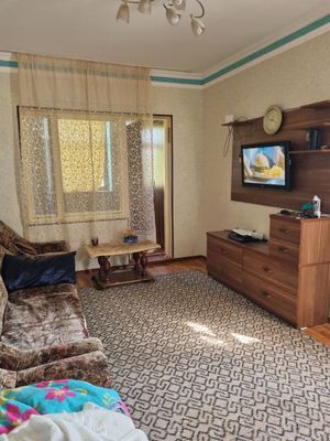Продается 2 комнатная квартира Сергели 3  м Турон