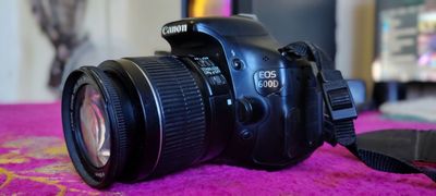 Panasonic ag 90 va canon 600d sotiladi
